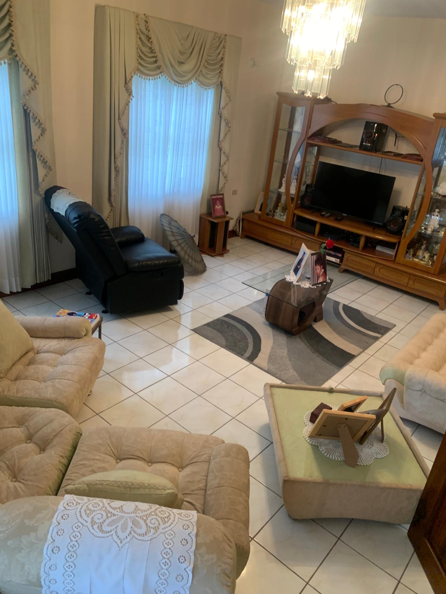 House For Sale: BUCHAVEN MAYPEN, May Pen | $49,000,000 photo 5