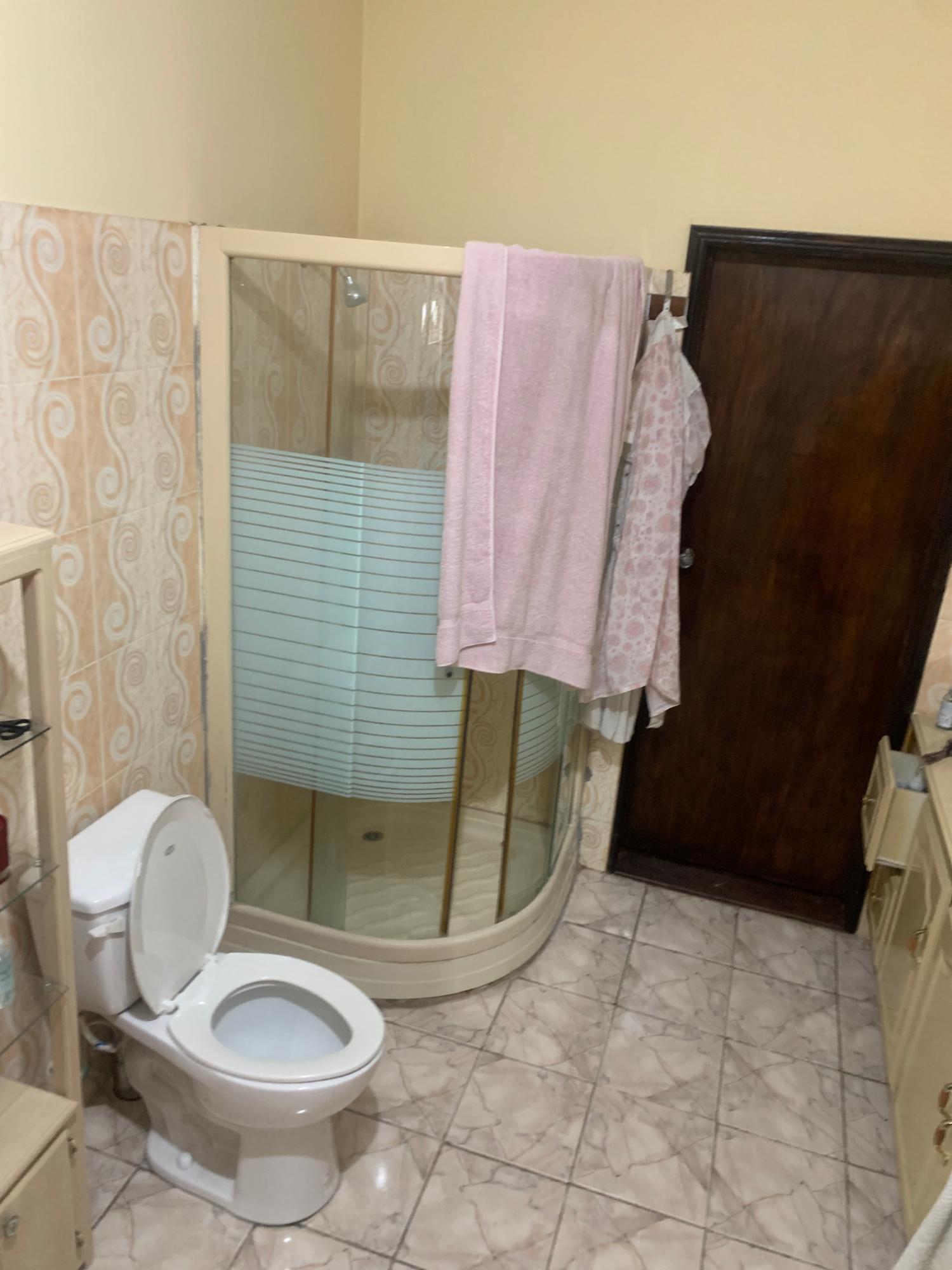 House For Sale: BUCHAVEN MAYPEN, May Pen | $49,000,000 photo 10
