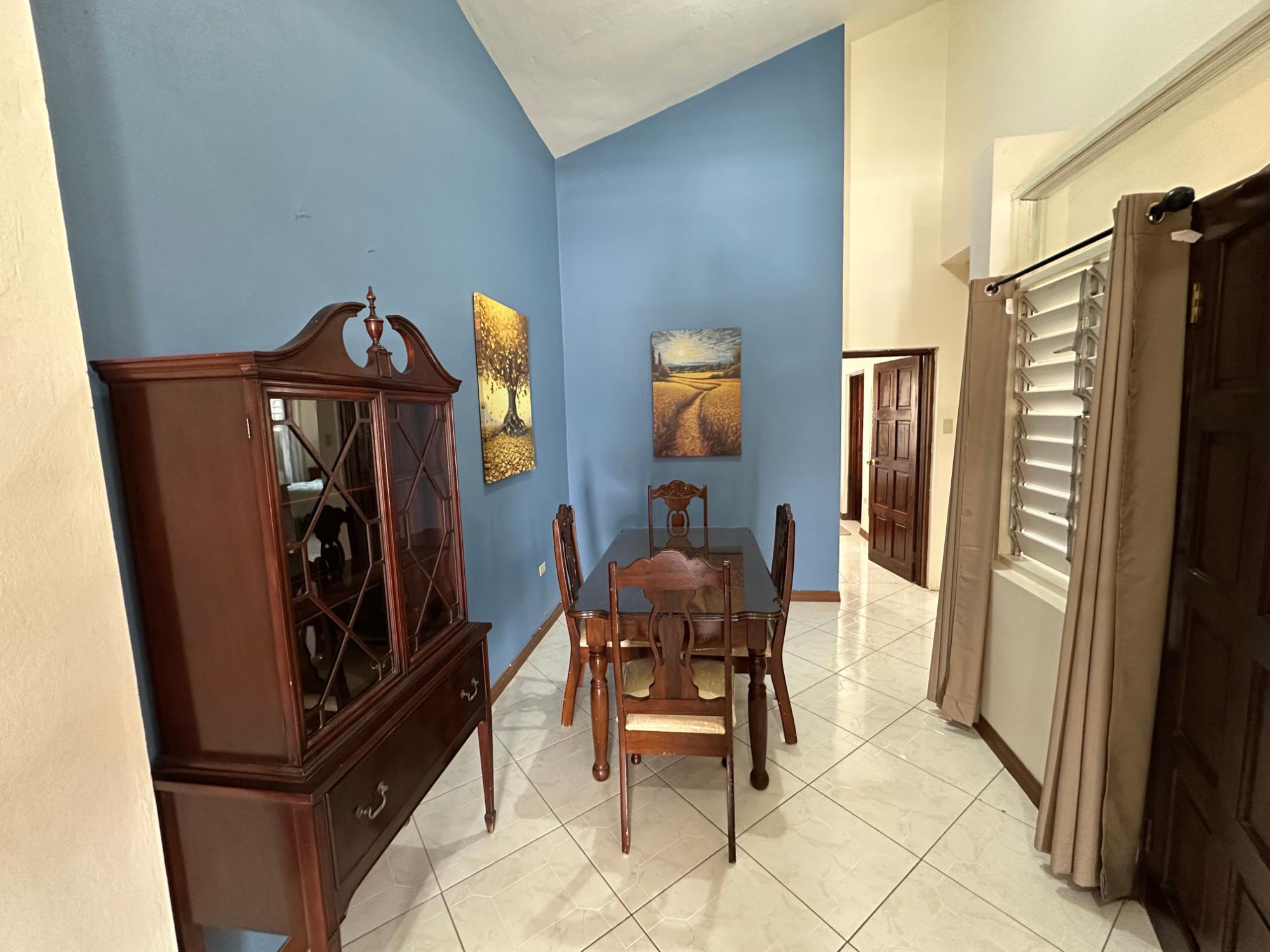 Apartment For Rent: BLYTHWOOD DRIVE, Kingston 6 | $160,000 photo 4