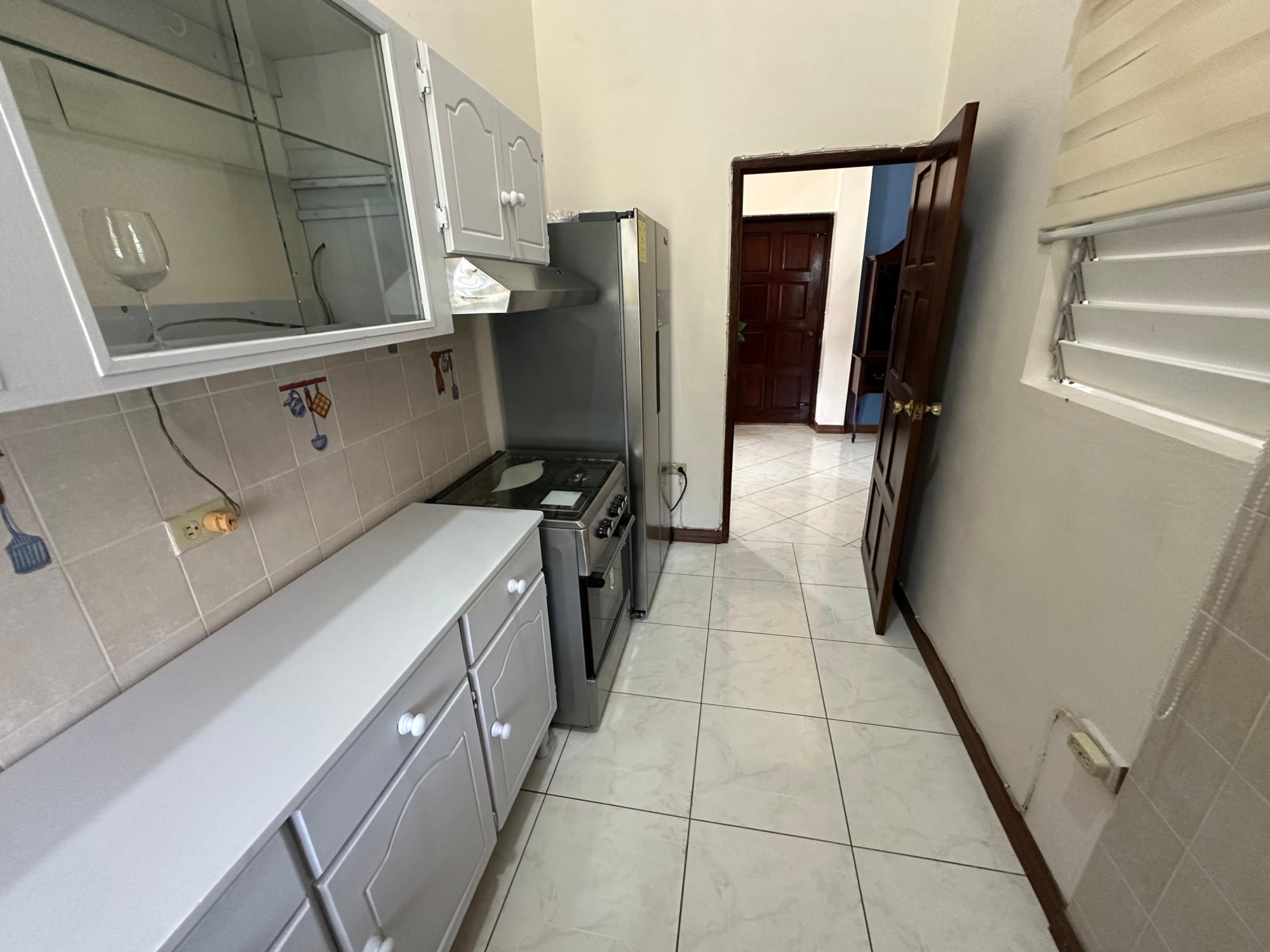 Apartment For Rent: BLYTHWOOD DRIVE, Kingston 6 | $160,000 photo 6