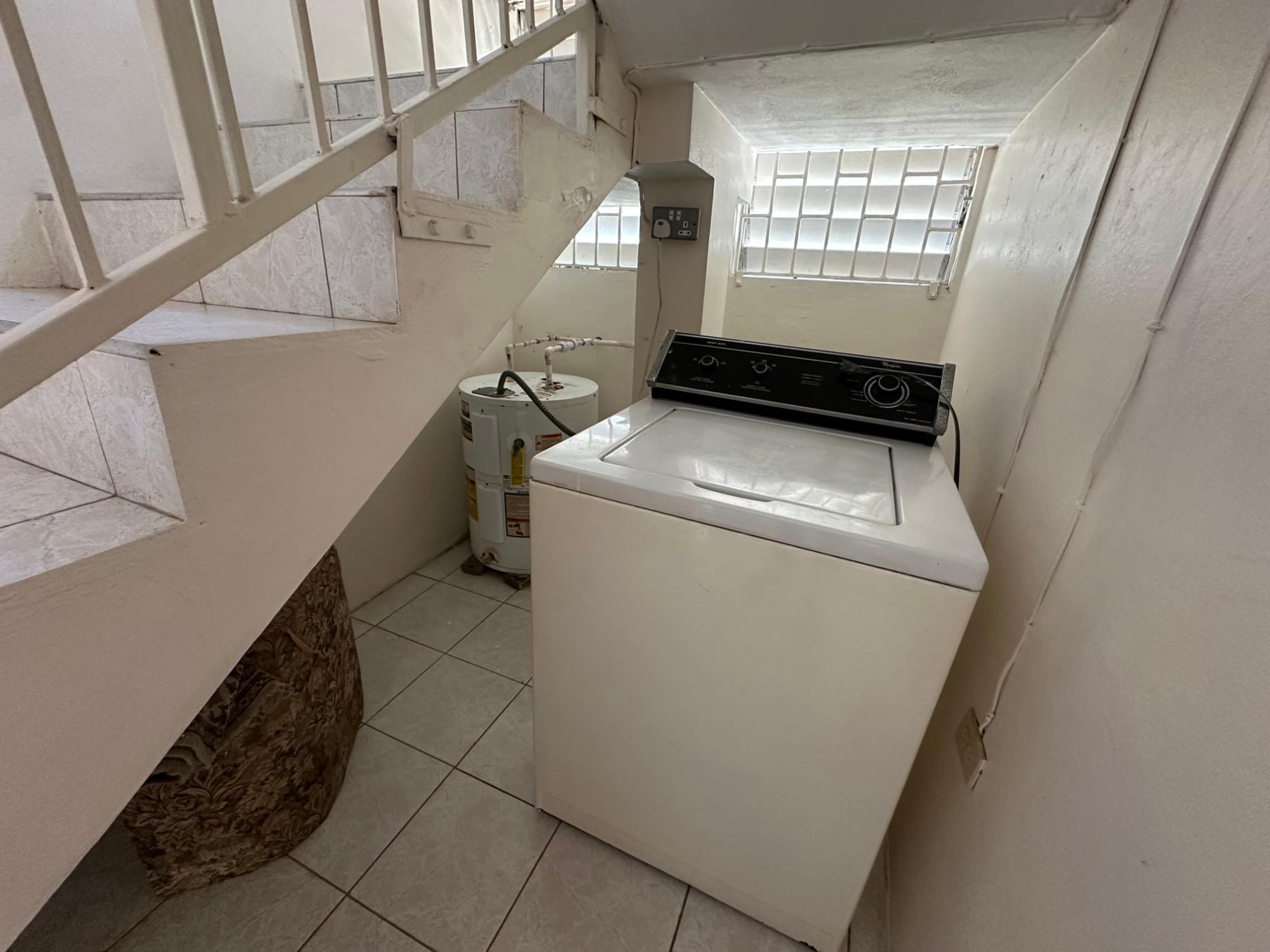 Apartment For Rent: BLYTHWOOD DRIVE, Kingston 6 | $160,000 photo 14
