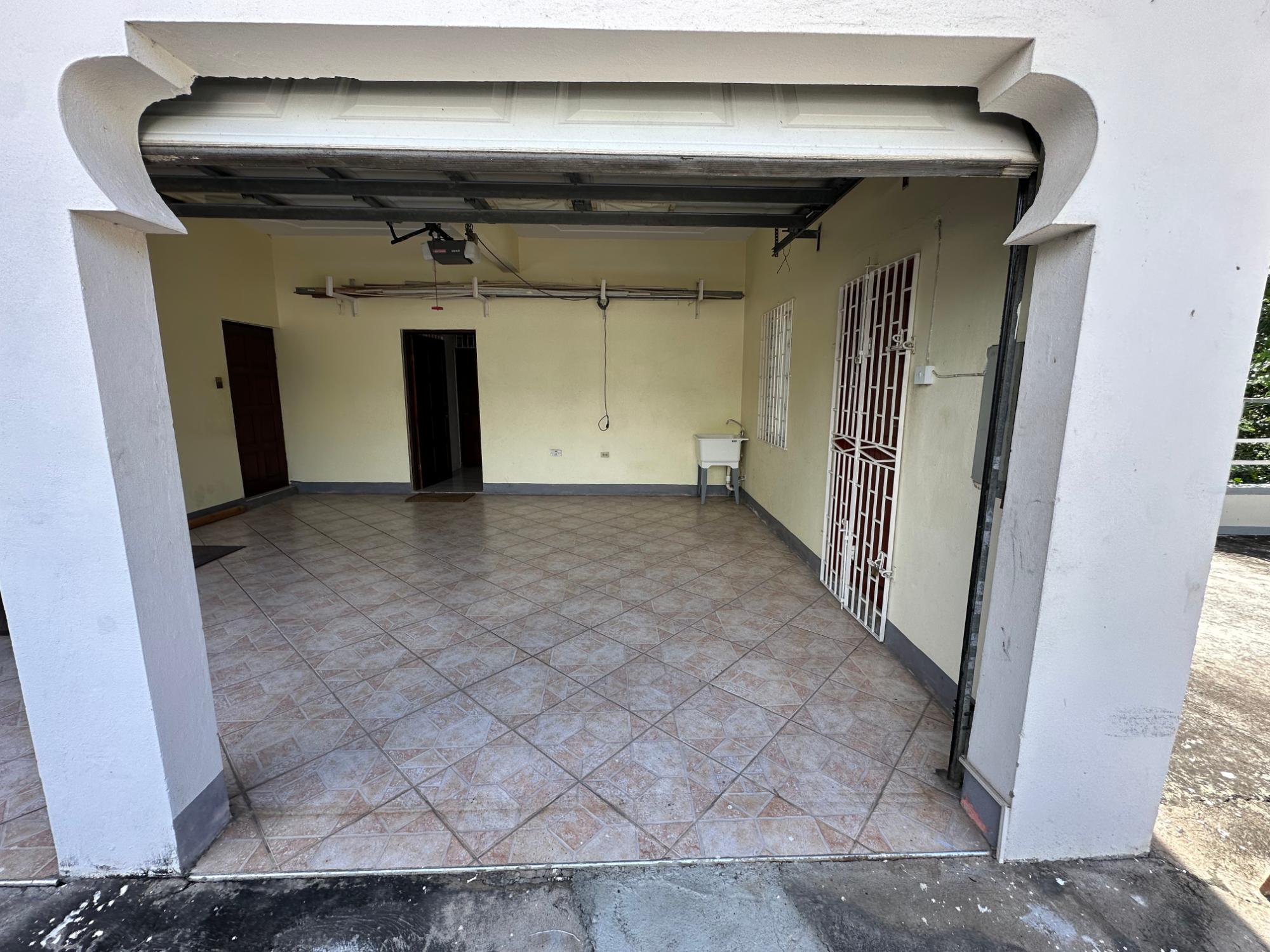 Apartment For Rent: BLYTHWOOD DRIVE, Kingston 6 | $160,000 photo 15