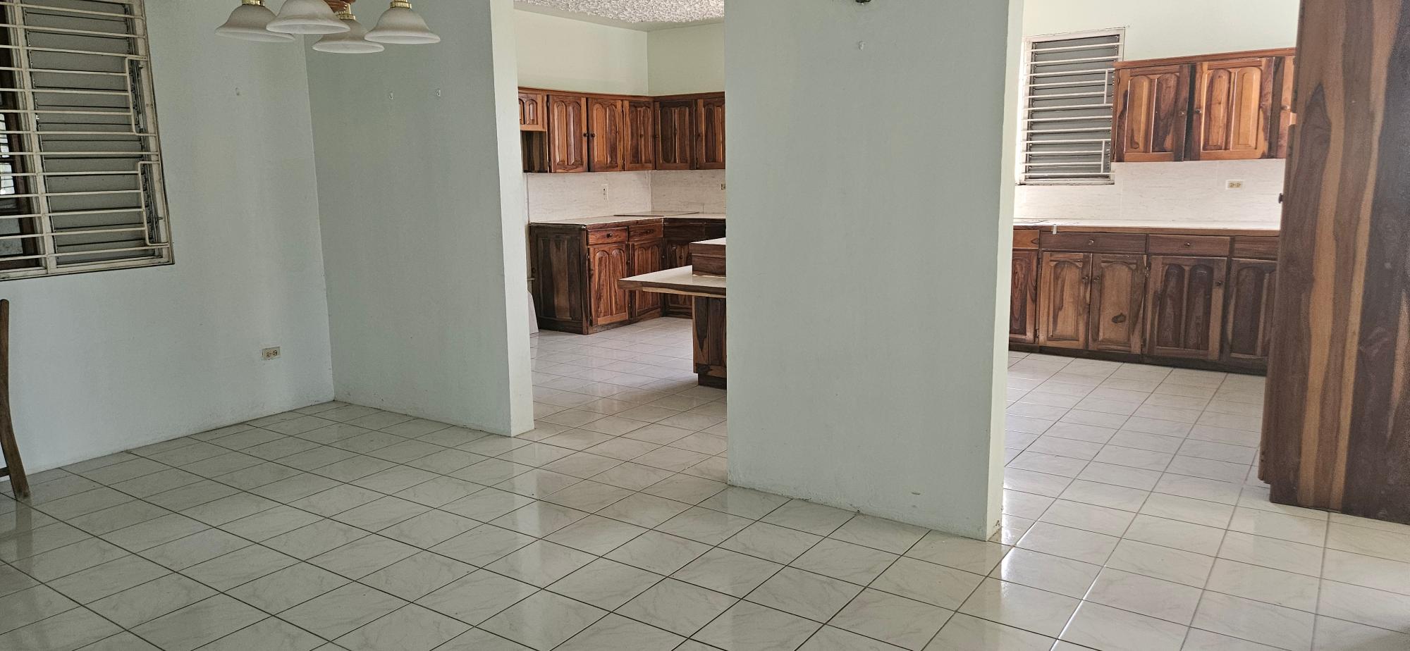 House For Sale: GLENAIR BLVD CHANTILLY, SAVANNA LA MAR | $485,000 photo 14