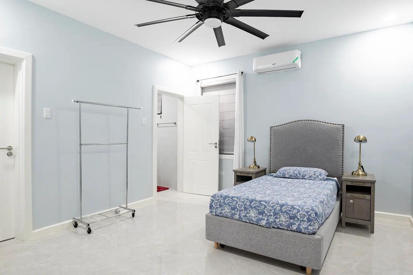 Apartment For Rent: NORBROOK DRIVE, Kingston 8 | $3,500 photo 9