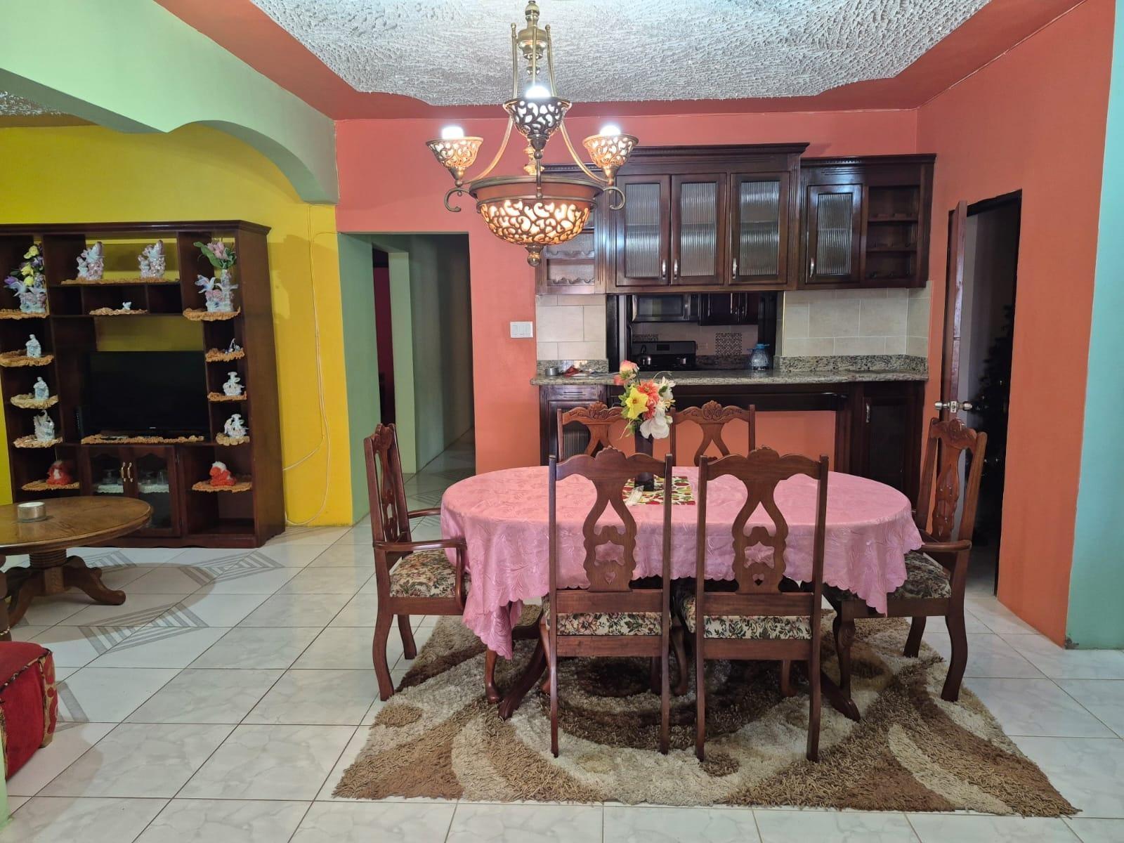 House For Sale: HARTWELL GARDENS, May Pen | $39,500,000 photo 9