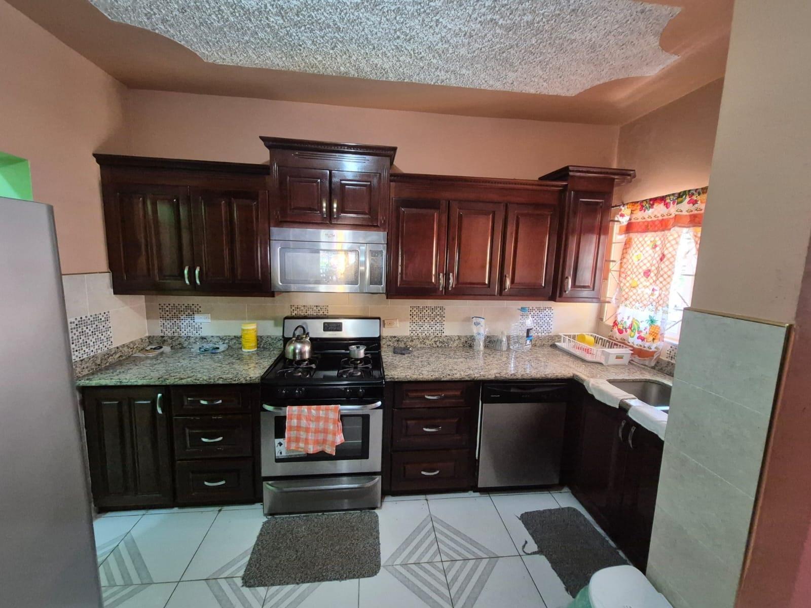 House For Sale: HARTWELL GARDENS, May Pen | $39,500,000 photo 13