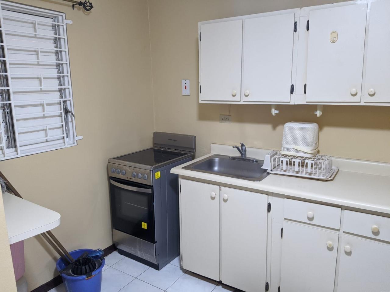 Apartment For Rent: CONSTANT SPRING ROAD, Constant Spring P.O. | $120,000 photo 6