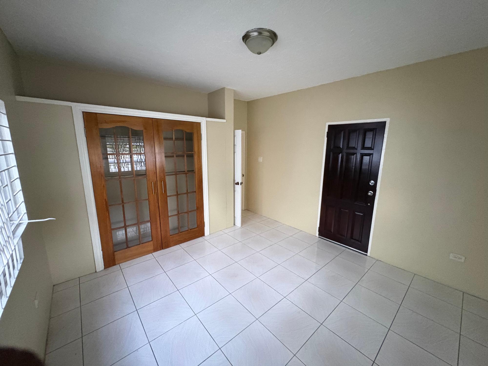 House For Rent: CANDLELIGHT CRESCENT, Kingston 19 | $130,000 photo 12