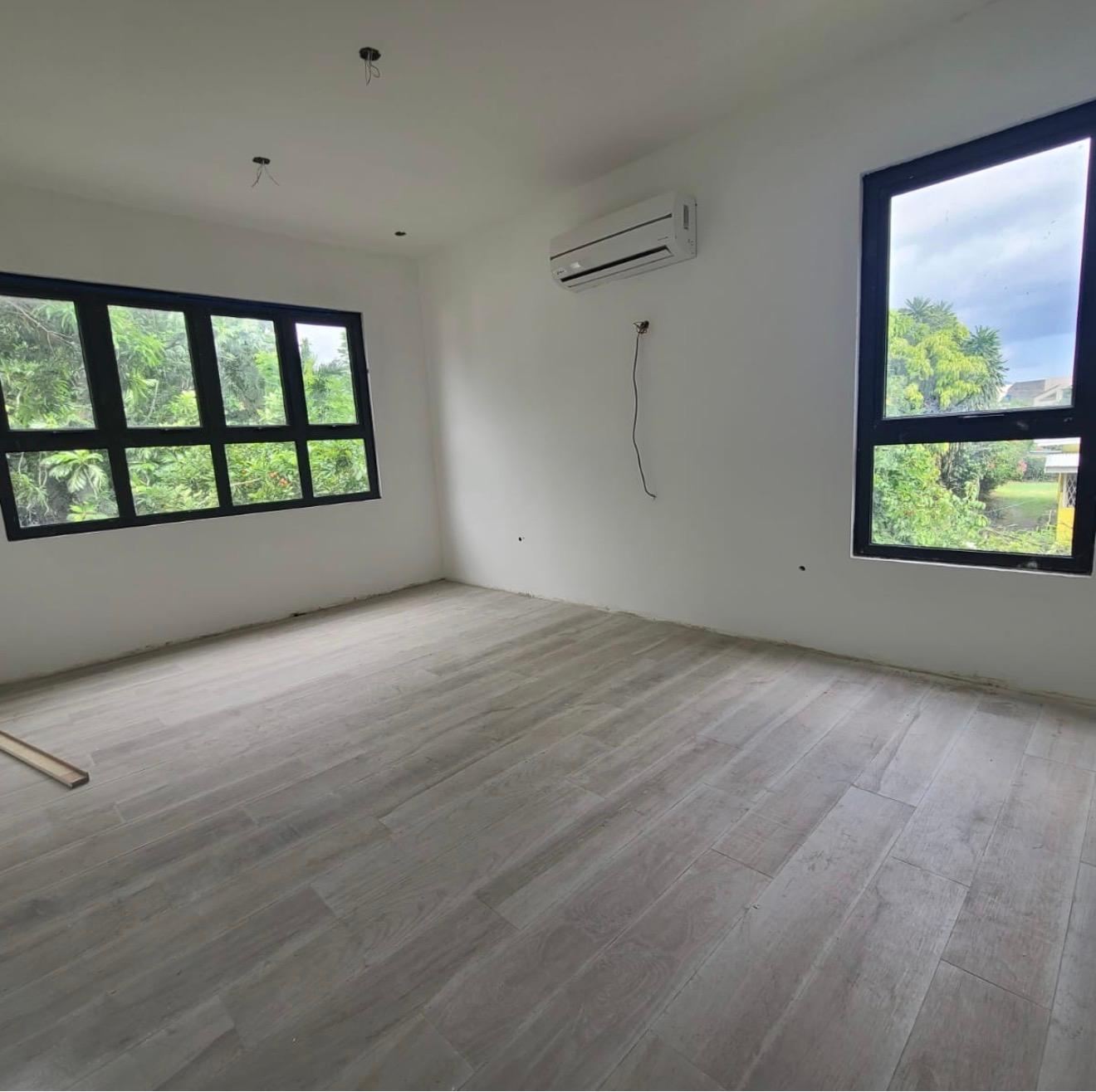 Apartment For Rent: RETREAT DRIVE, Kingston 10 | $180,000 photo 5
