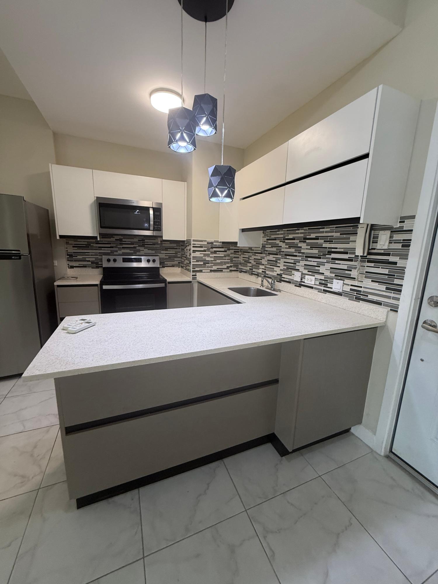 Apartment For Rent: 14 ,15@~amp;17 CRIEFFE ROAD, Kingston 6 | $190,000 photo 6