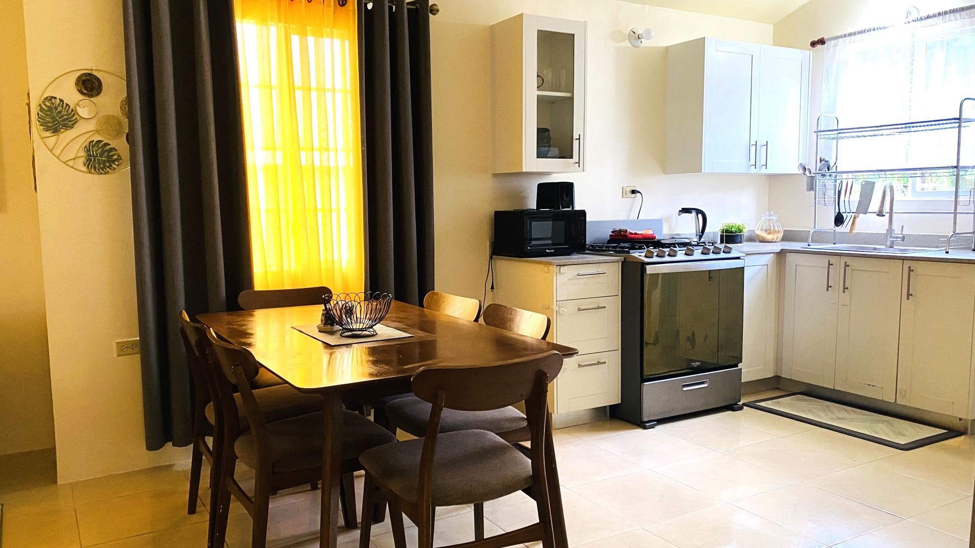 House For Rent: MONTEGO WESTVILLAGE, Montego Bay | $1,200 photo 8