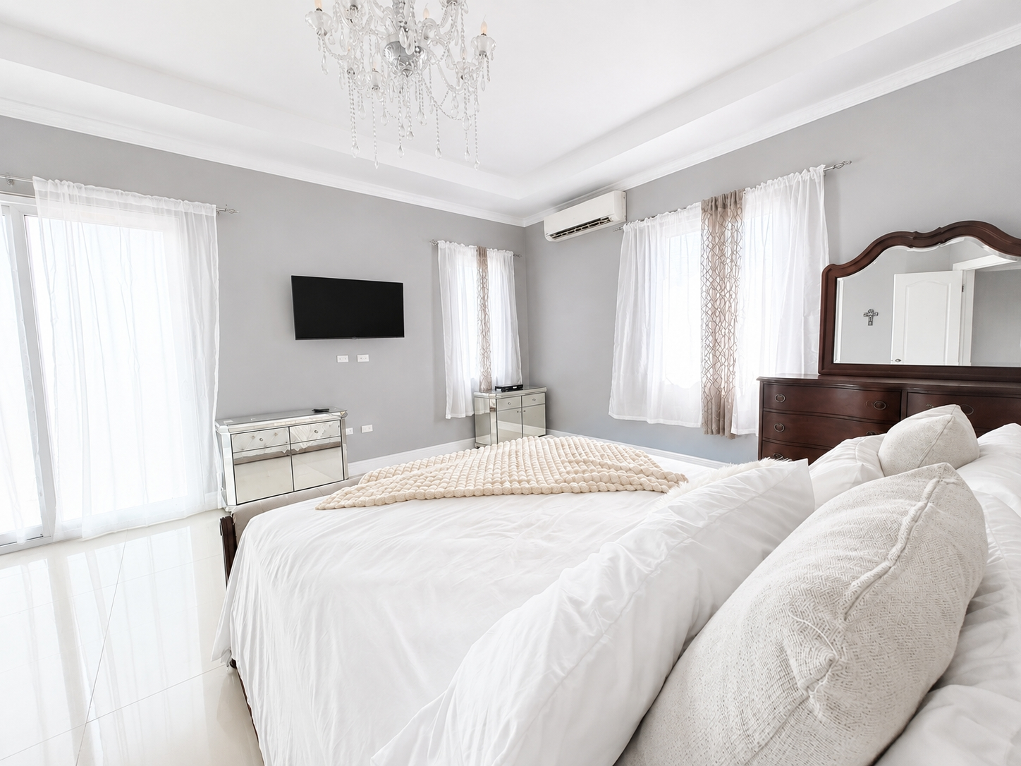 Apartment For Rent: ANNETTE CRESCENT, Kingston 10 | $4,900 photo 6