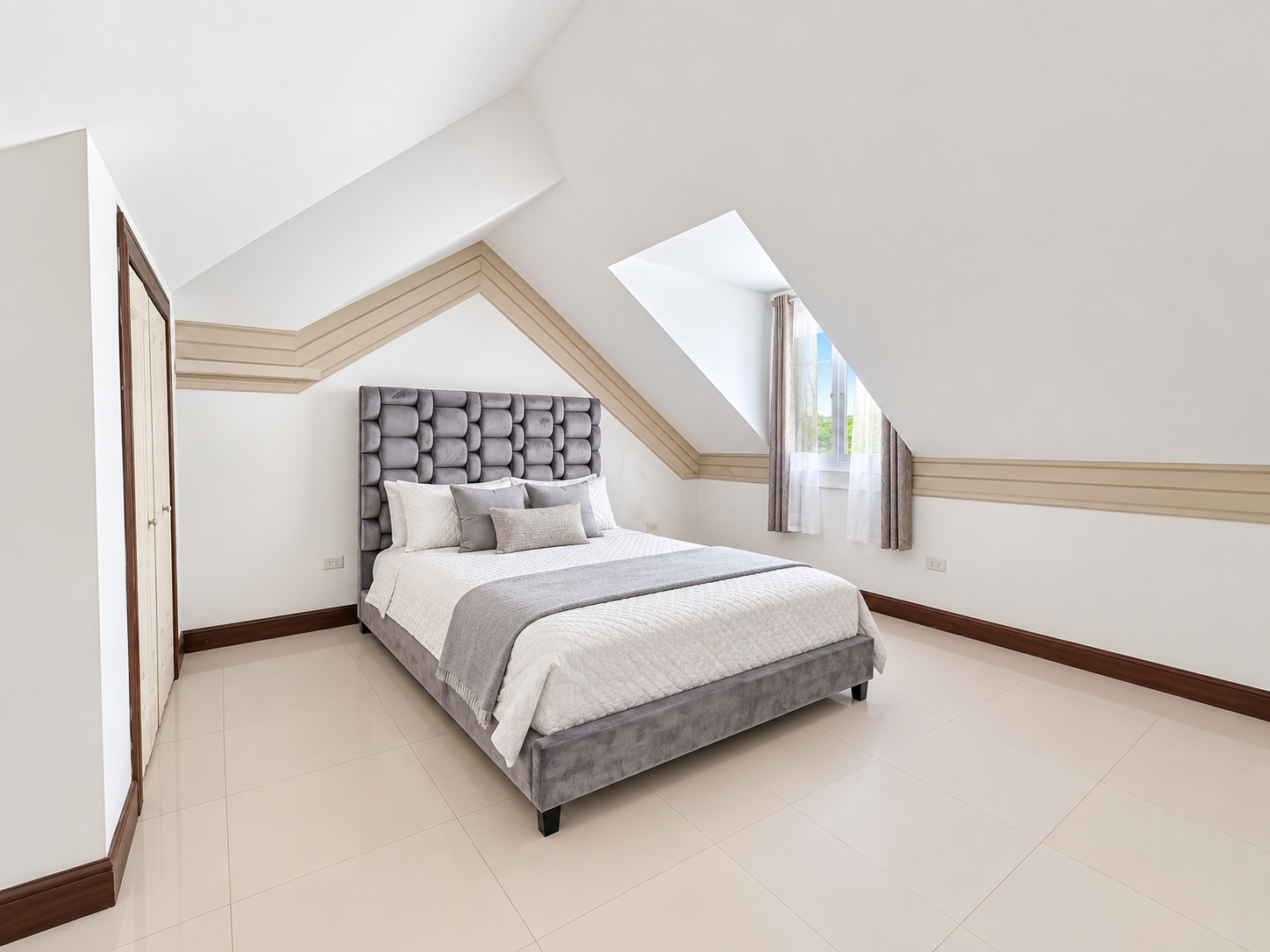 Apartment For Rent: ANNETTE CRESCENT, Kingston 10 | $4,900 photo 18