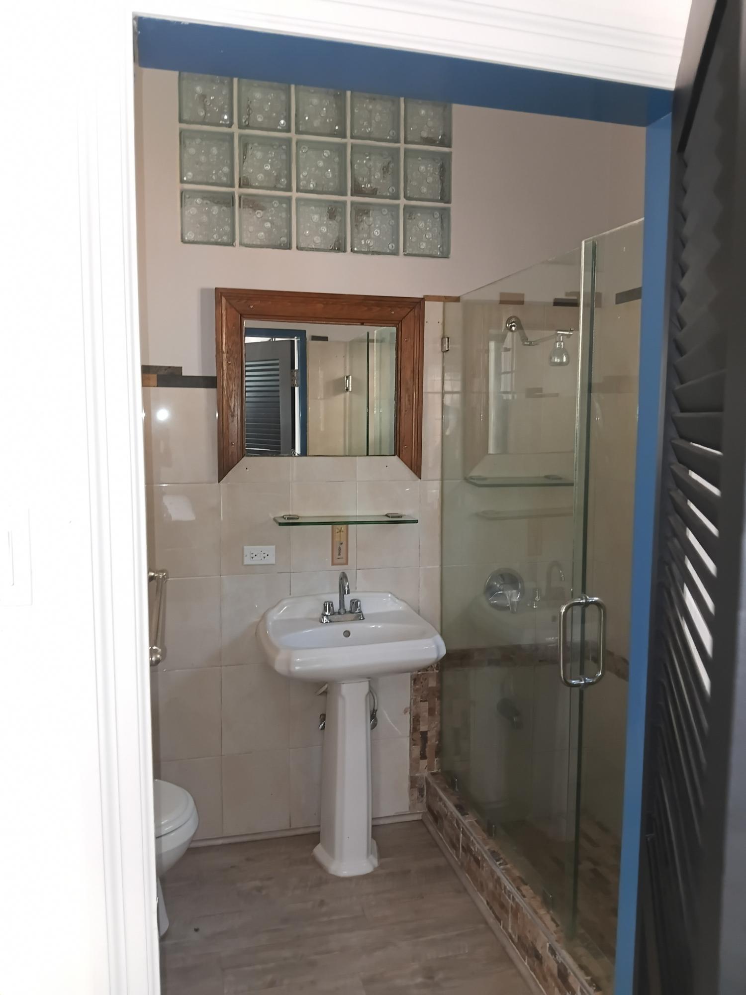 Apartment For Rent: AMETHYST DRIVE, Kingston 19 | $190,000 photo 4
