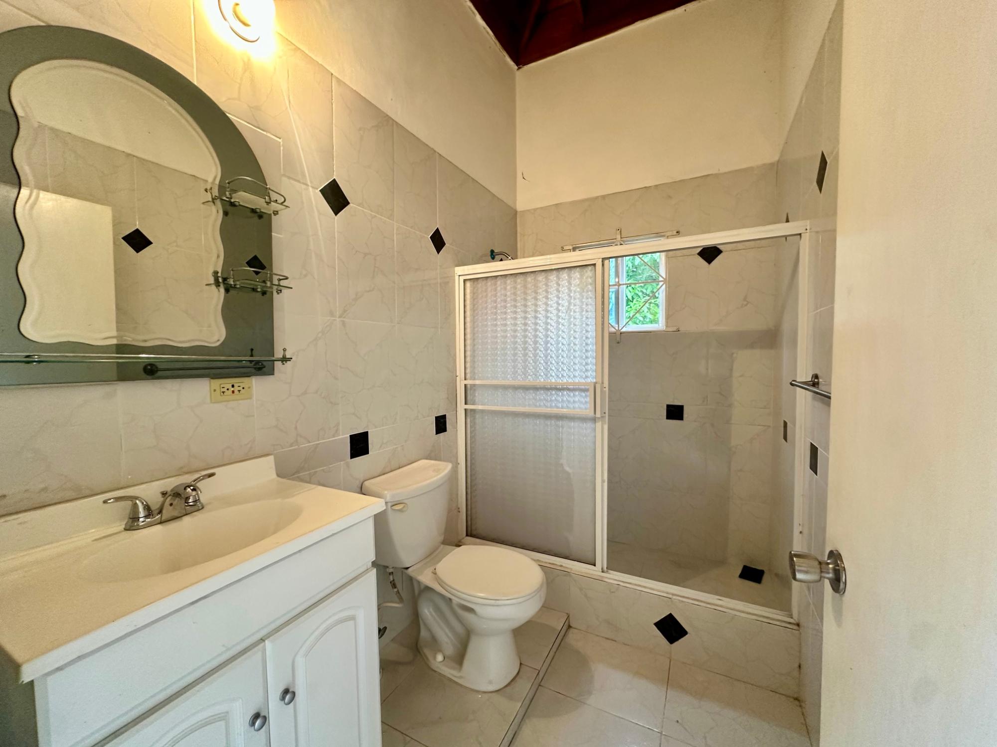 Apartment For Rent: SEVILLE HEIGHTS, ST. ANN@~apos;, St. Ann@~apos;s Bay | $125,000 photo 13