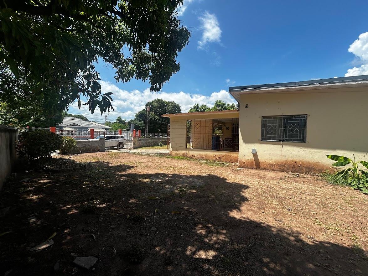 House For Sale: GRAYDEN AVENUE, Kingston 10 | $65,000,000 photo 4