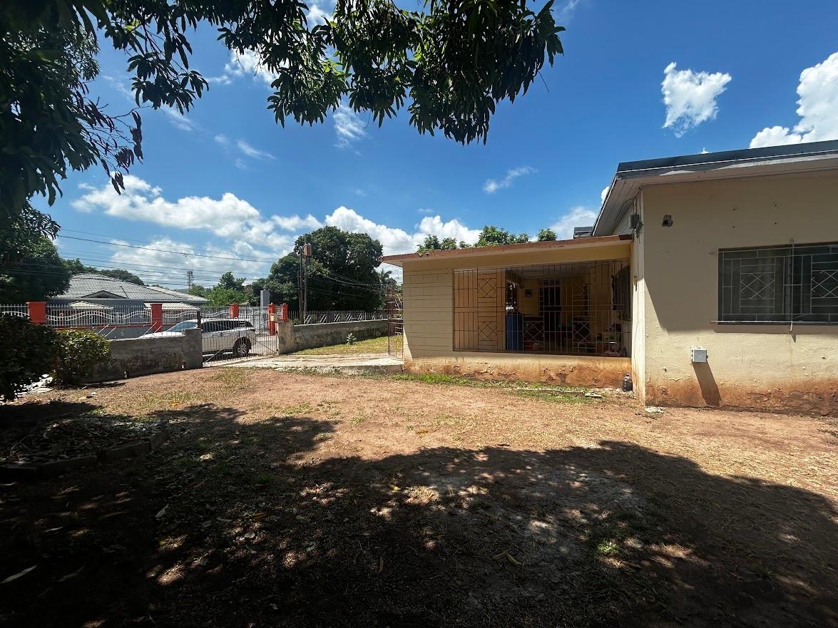 House For Sale: GRAYDEN AVENUE, Kingston 10 | $65,000,000 photo 11