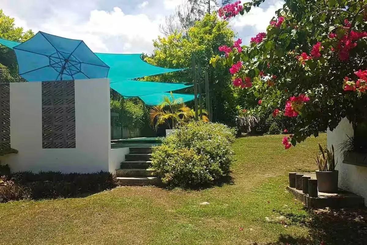 House For Rent: RICKETTS DR, CARDIFF HALL, Runaway Bay | $110,000 photo 4