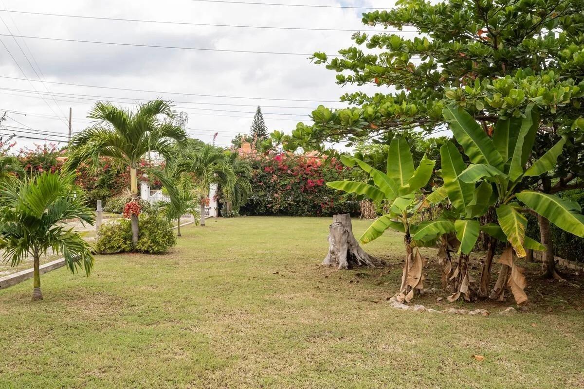 House For Rent: RICKETTS DR, CARDIFF HALL, Runaway Bay | $110,000 photo 13