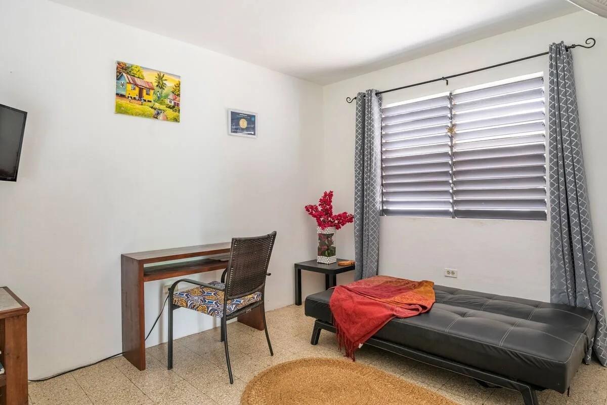 House For Rent: RICKETTS DR, CARDIFF HALL, Runaway Bay | $110,000 photo 15