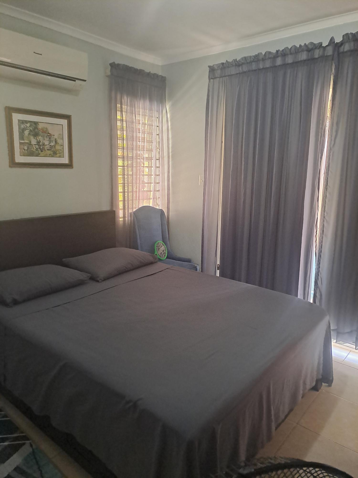 Apartment For Rent: WELLINGTON DRIVE, Kingston 6 | $1,000 photo 8