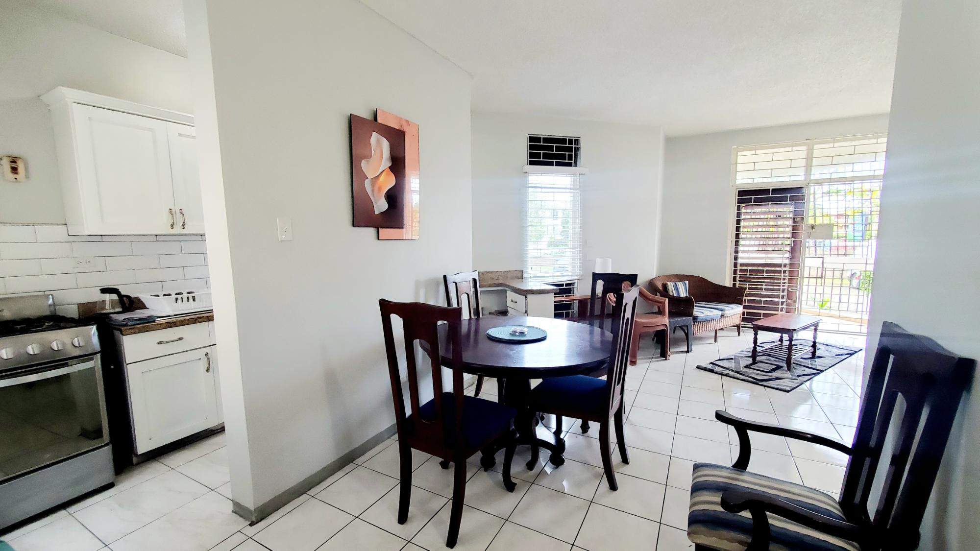 Apartment For Rent: HOPE ROAD, Kingston 6 | $140,000 photo 2
