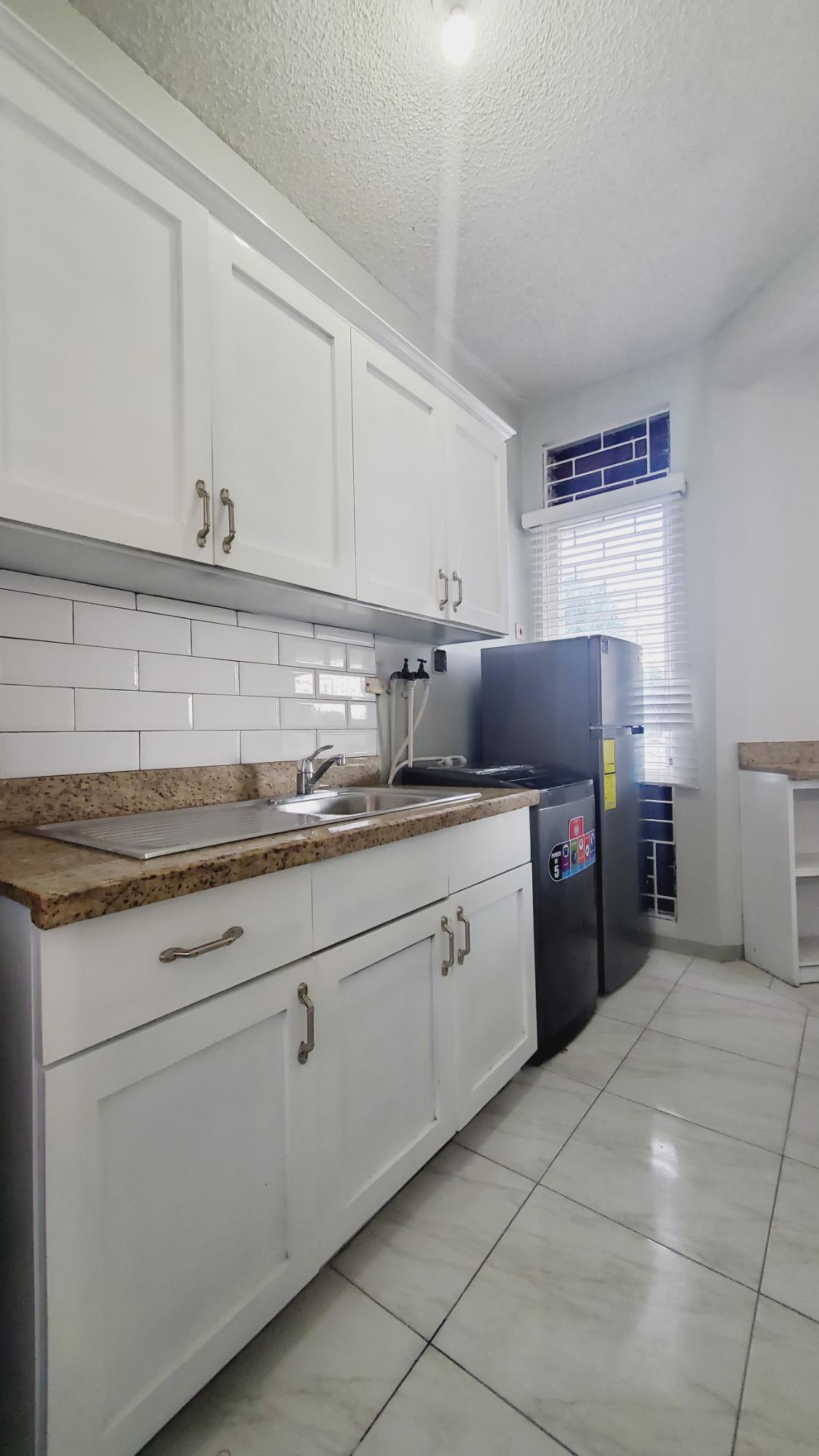 Apartment For Rent: HOPE ROAD, Kingston 6 | $140,000 photo 13