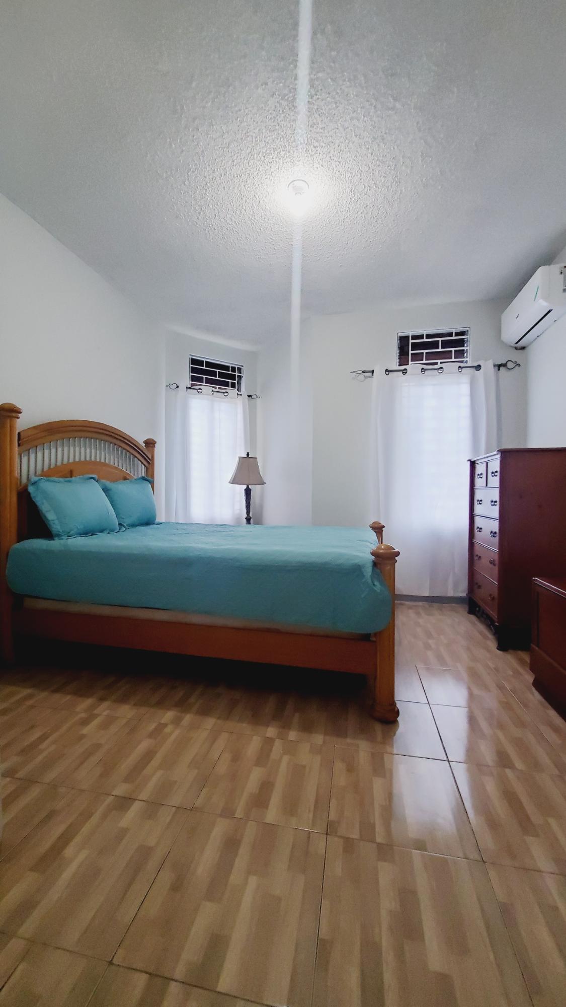 Apartment For Rent: HOPE ROAD, Kingston 6 | $140,000 photo 17