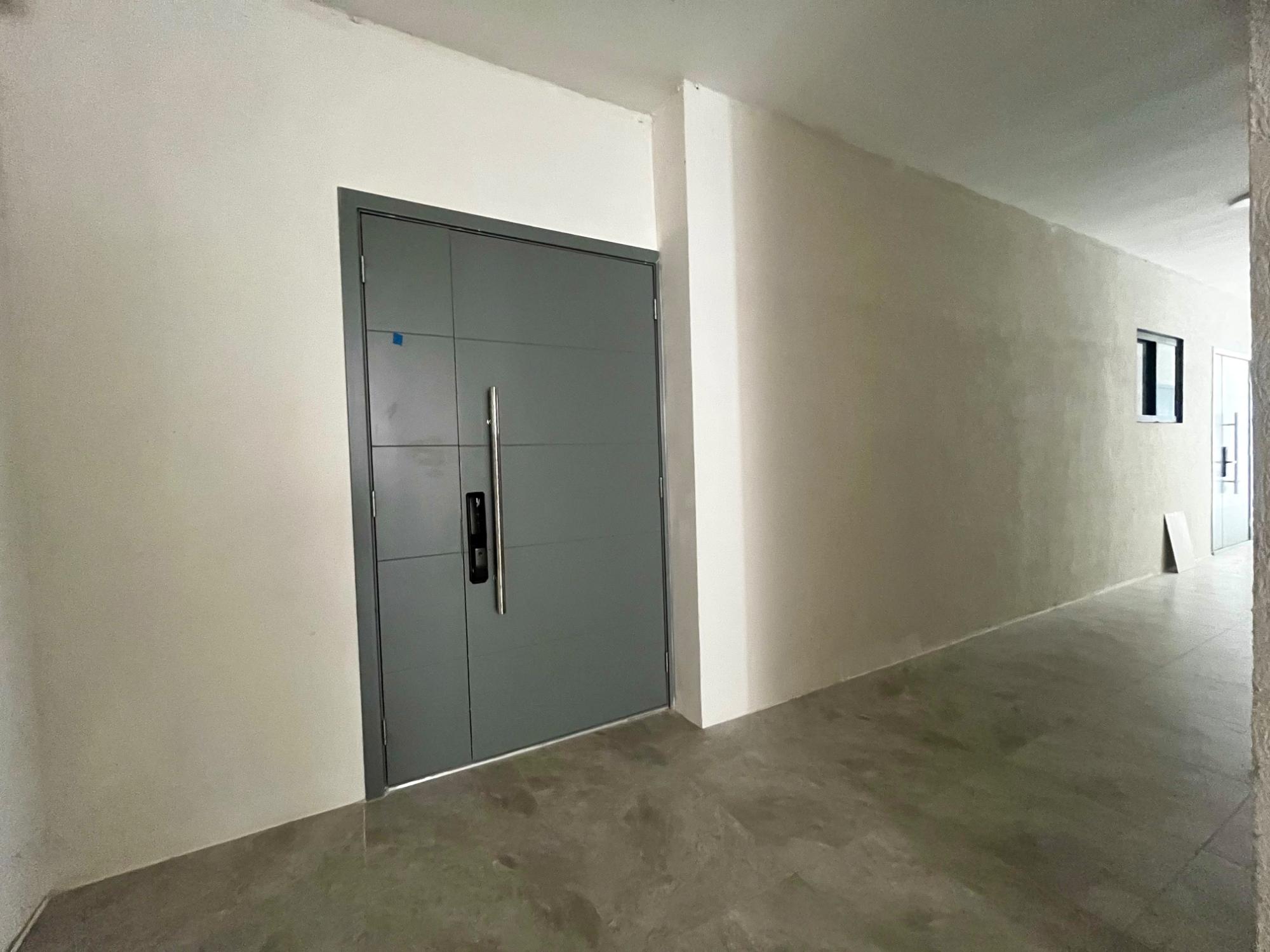 Apartment For Sale: 10 ROSEBERRY DRIVE, Kingston 8 | $58,500,000 photo 3