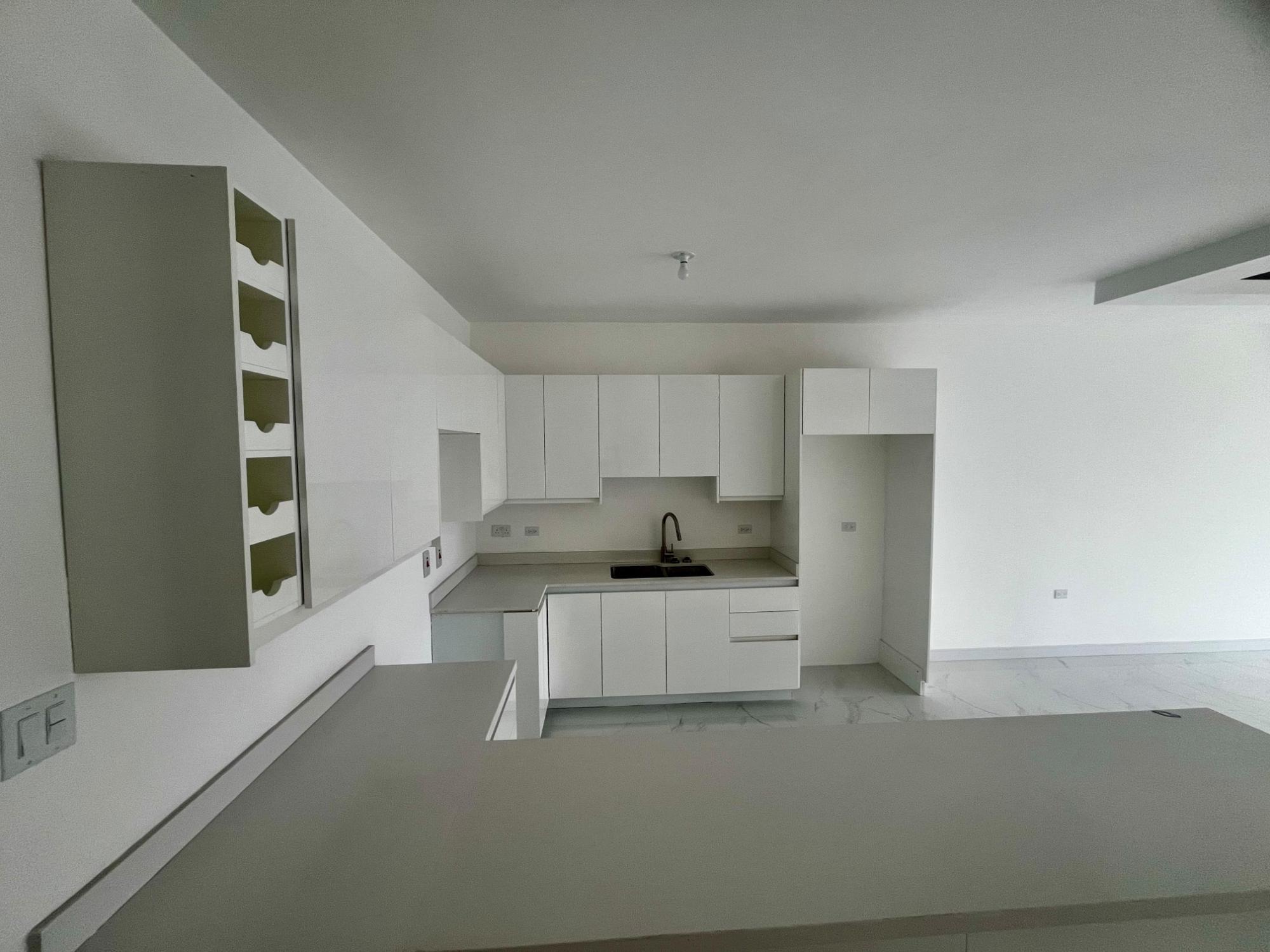 Apartment For Sale: 10 ROSEBERRY DRIVE, Kingston 8 | $58,500,000 photo 5