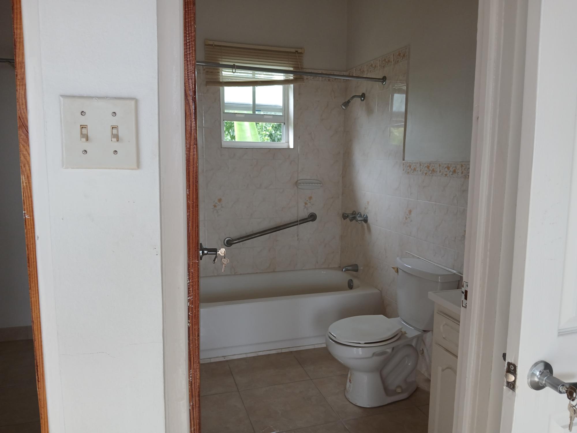 Apartment For Rent: ABALONE CIRCLE, BOGUE VIL, Montego Bay | $120,000 photo 20