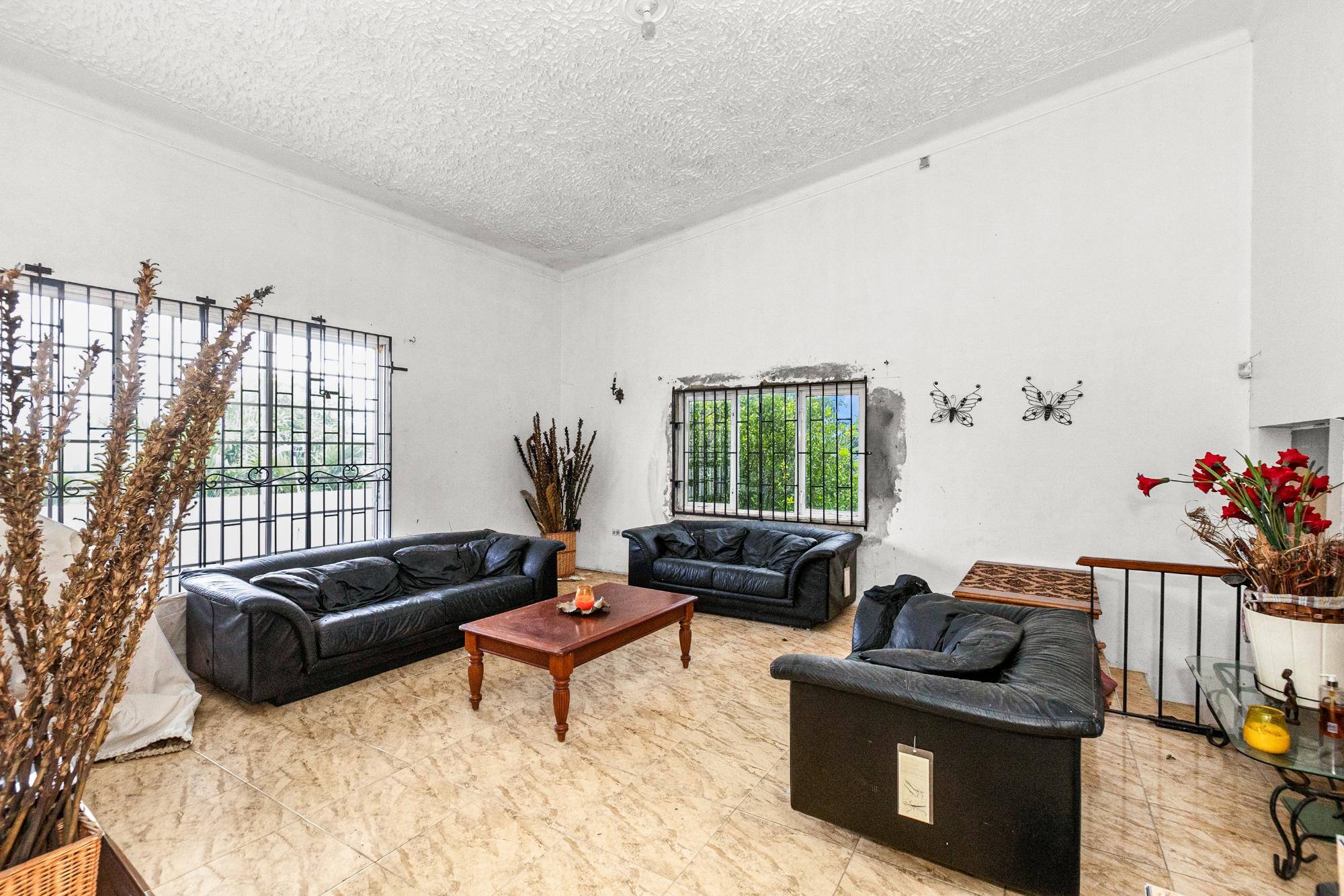 House For Sale: CASTLE DRIVE, Kingston 9 | $95,000,000 photo 2