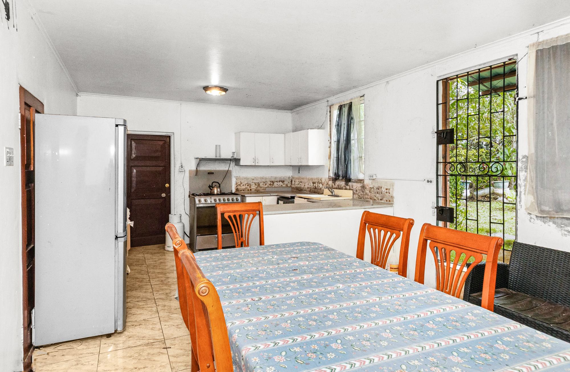 House For Sale: CASTLE DRIVE, Kingston 9 | $95,000,000 photo 4