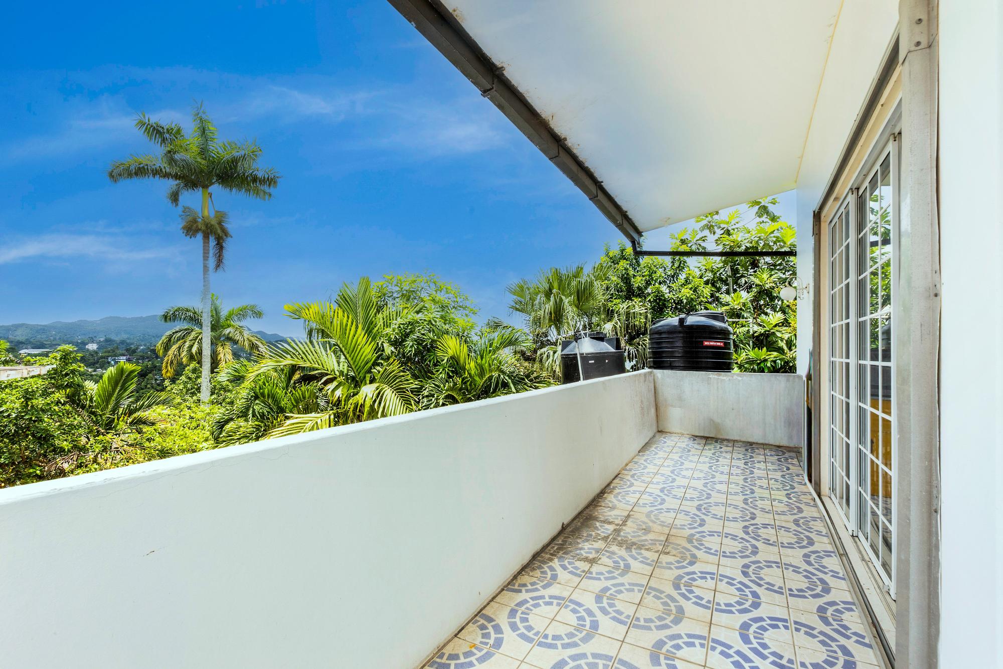 House For Sale: CASTLE DRIVE, Kingston 9 | $95,000,000 photo 13