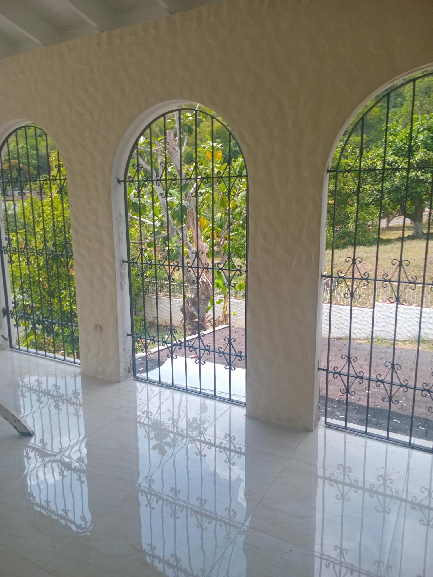 House For Rent: BELGRADE CLOSE, KINGSTON | $3,000 photo 2