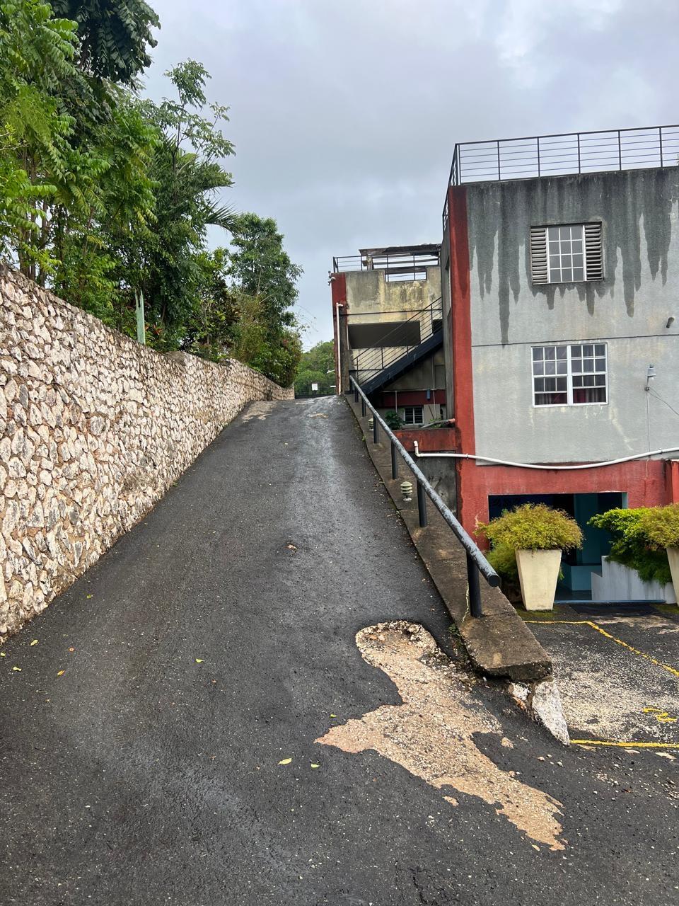 Apartment For Rent: POWELL CLOSE, Red Hills | $170,000