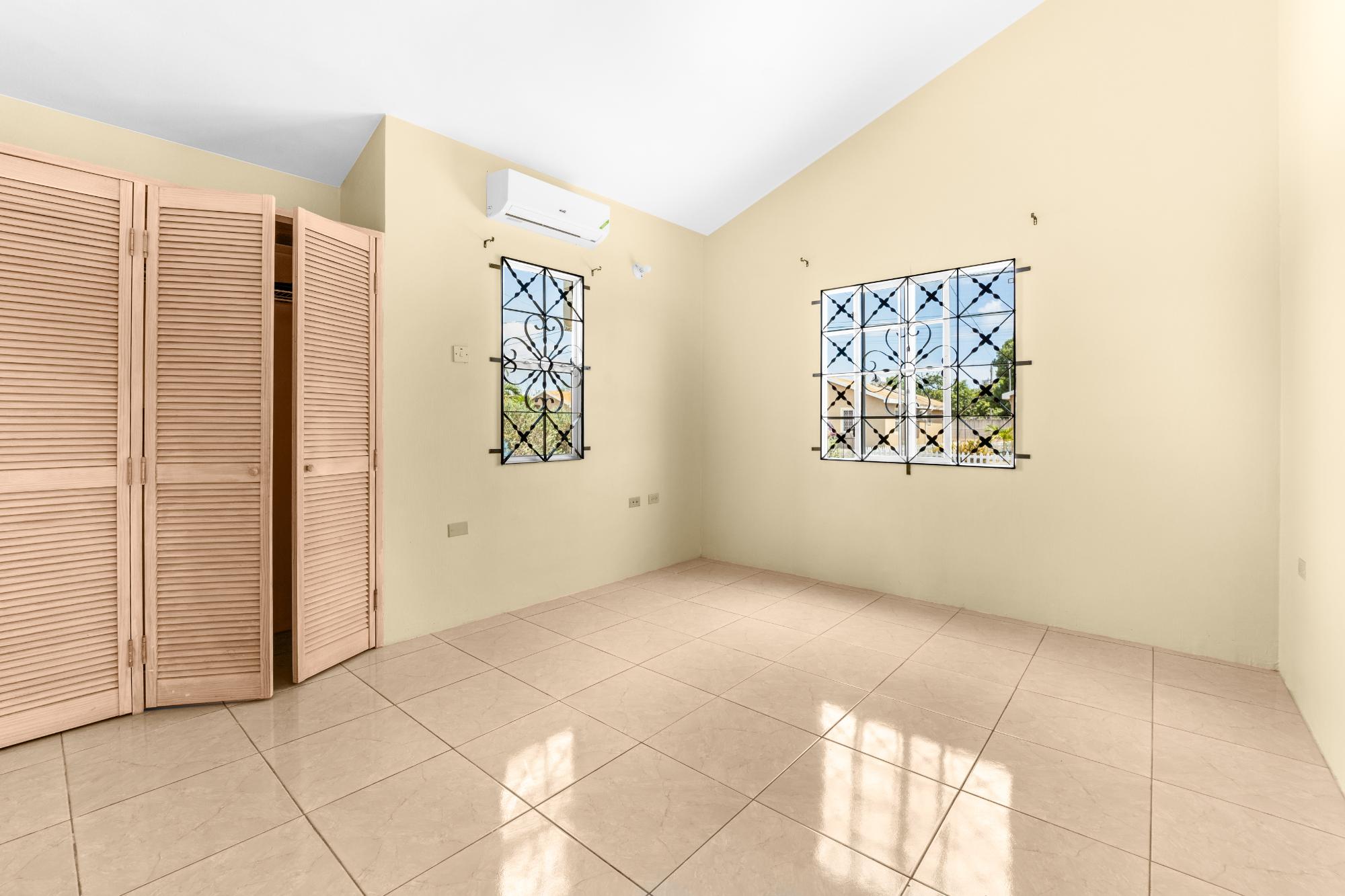 House For Rent: LIMESTONE CRESCENT, Phoenix Park | $120,000 photo 15