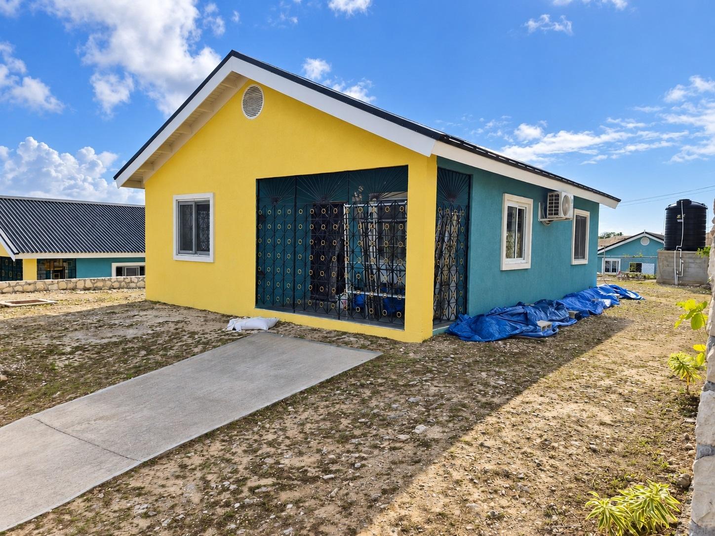 House For Rent: EDMUND RIDGE ESTATES, Cornwall | $120,000 photo 2