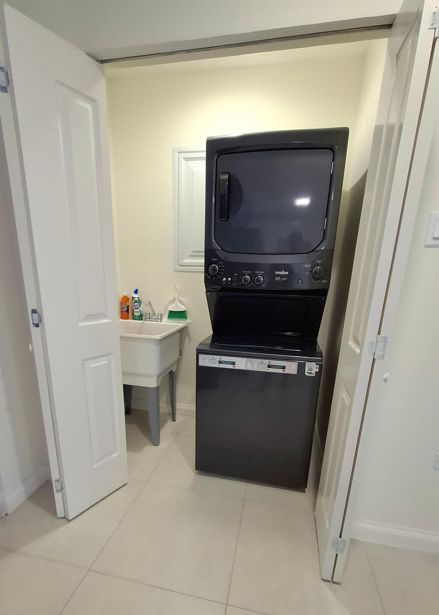 Apartment For Rent: MUSGRAVE, Kingston 5 | $250,000 photo 4