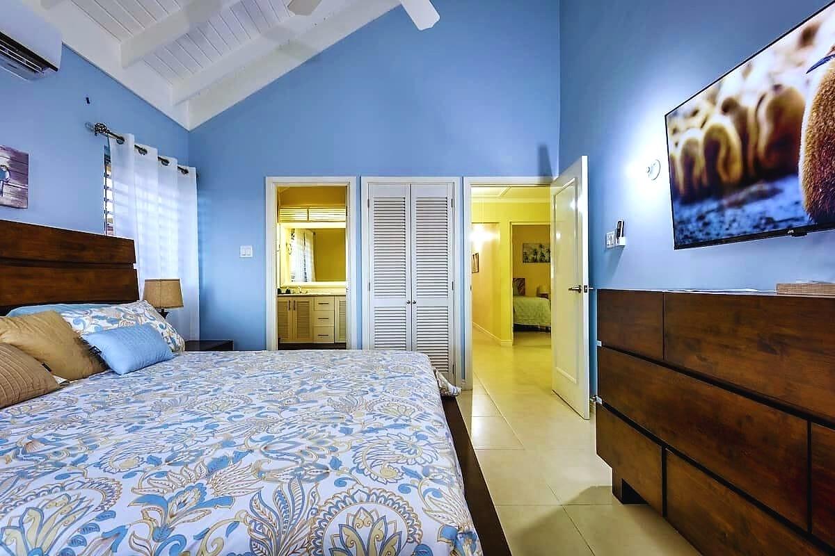 House For Rent: CREST, RICHMOND ESTATE, St. Ann@~apos;s Bay | $1,700 photo 12