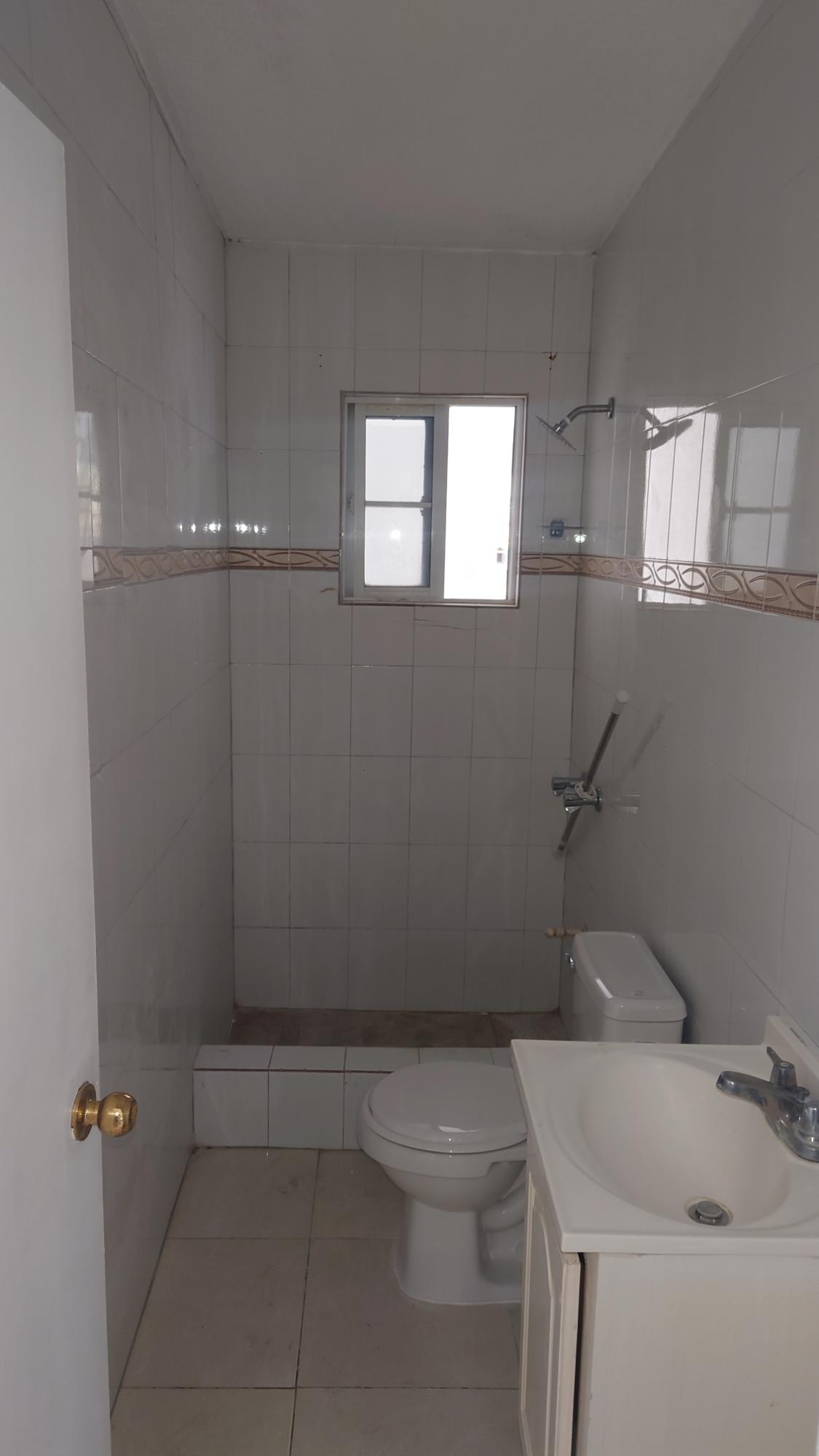 House For Rent: KENT AVENUE, Ensom City | $75,000 photo 9
