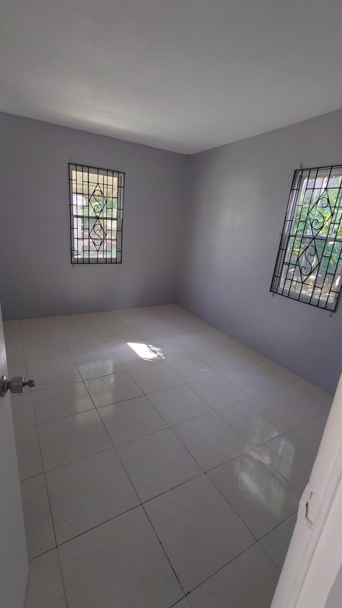 House For Rent: KENT AVENUE, Ensom City | $75,000 photo 11