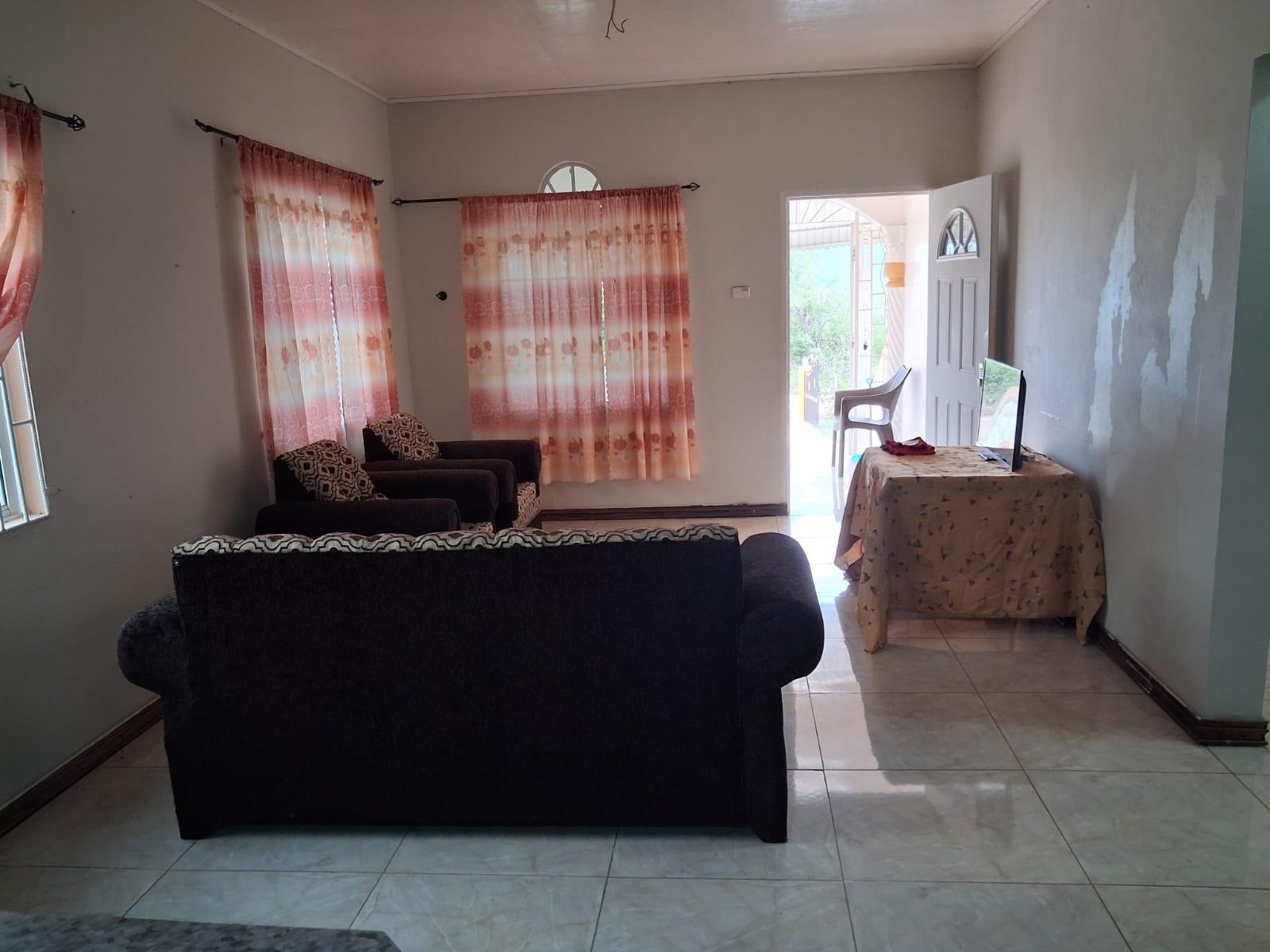 House For Rent: ST. ELIZABETH, Malvern | $70,000 photo 3