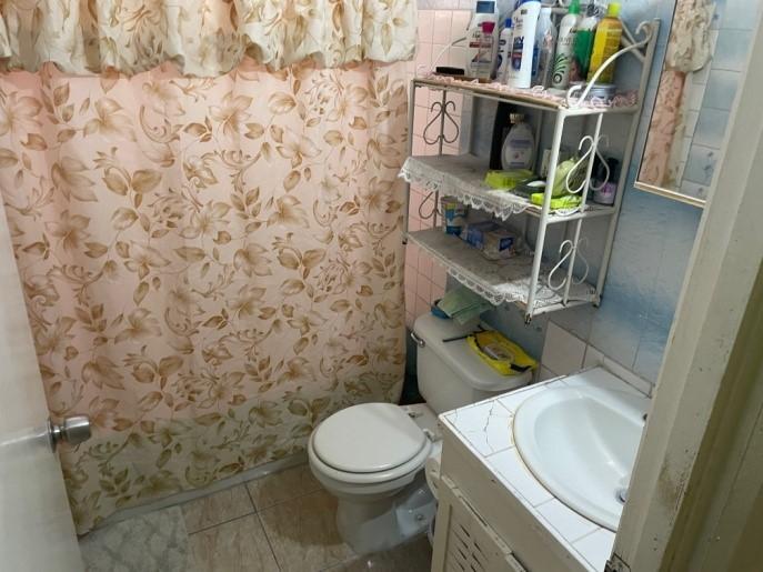 House For Sale: BRIDGEPORT, Bridgeport | $31,000,000 photo 4