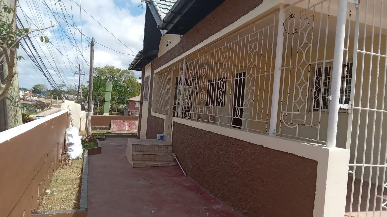 House For Sale: HATFIELD MANCHESTER, Hatfield | $47,000,000 photo 4