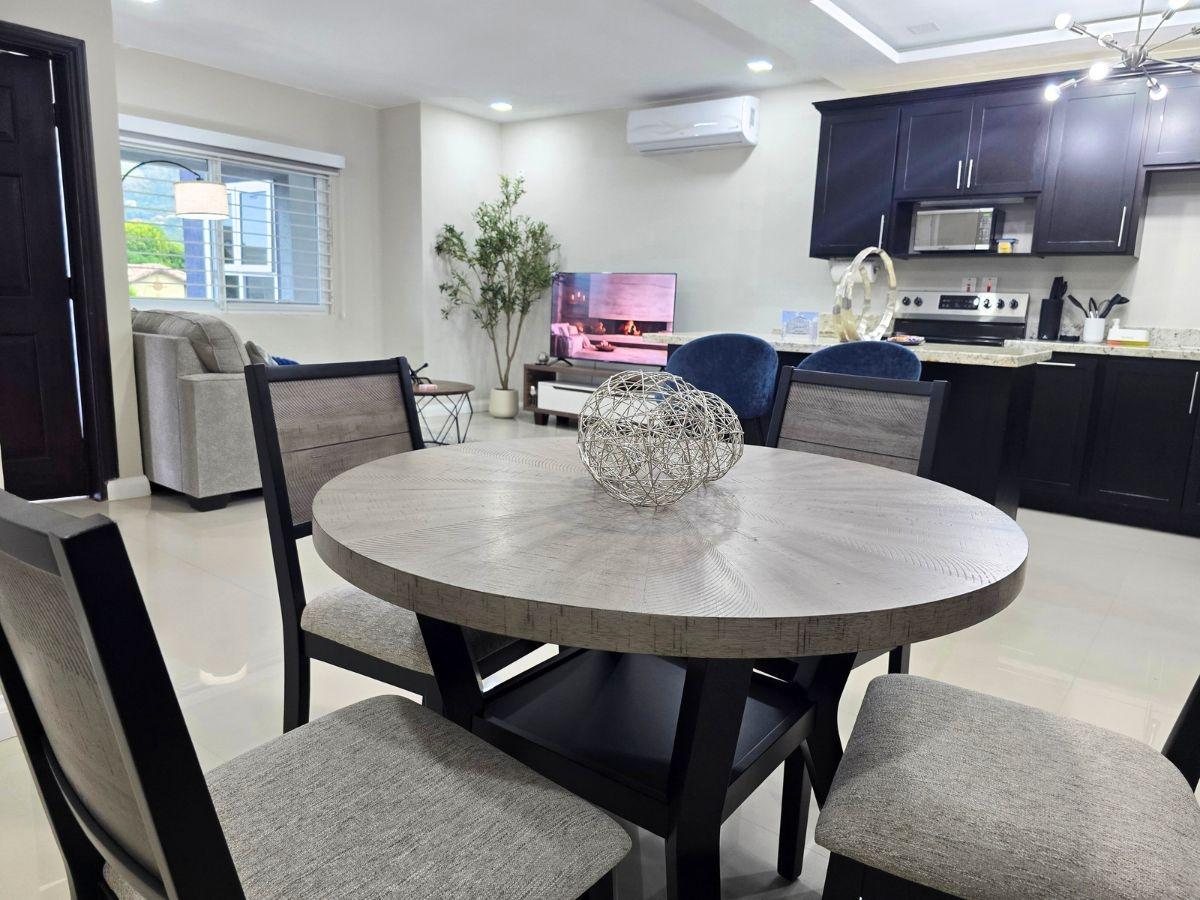 Apartment For Rent: SANDHURST CRESCENT, Kingston 6 | $3,500 photo 8