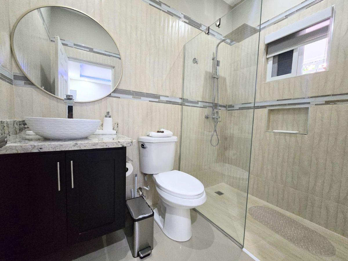 Apartment For Rent: SANDHURST CRESCENT, Kingston 6 | $2,900 photo 9