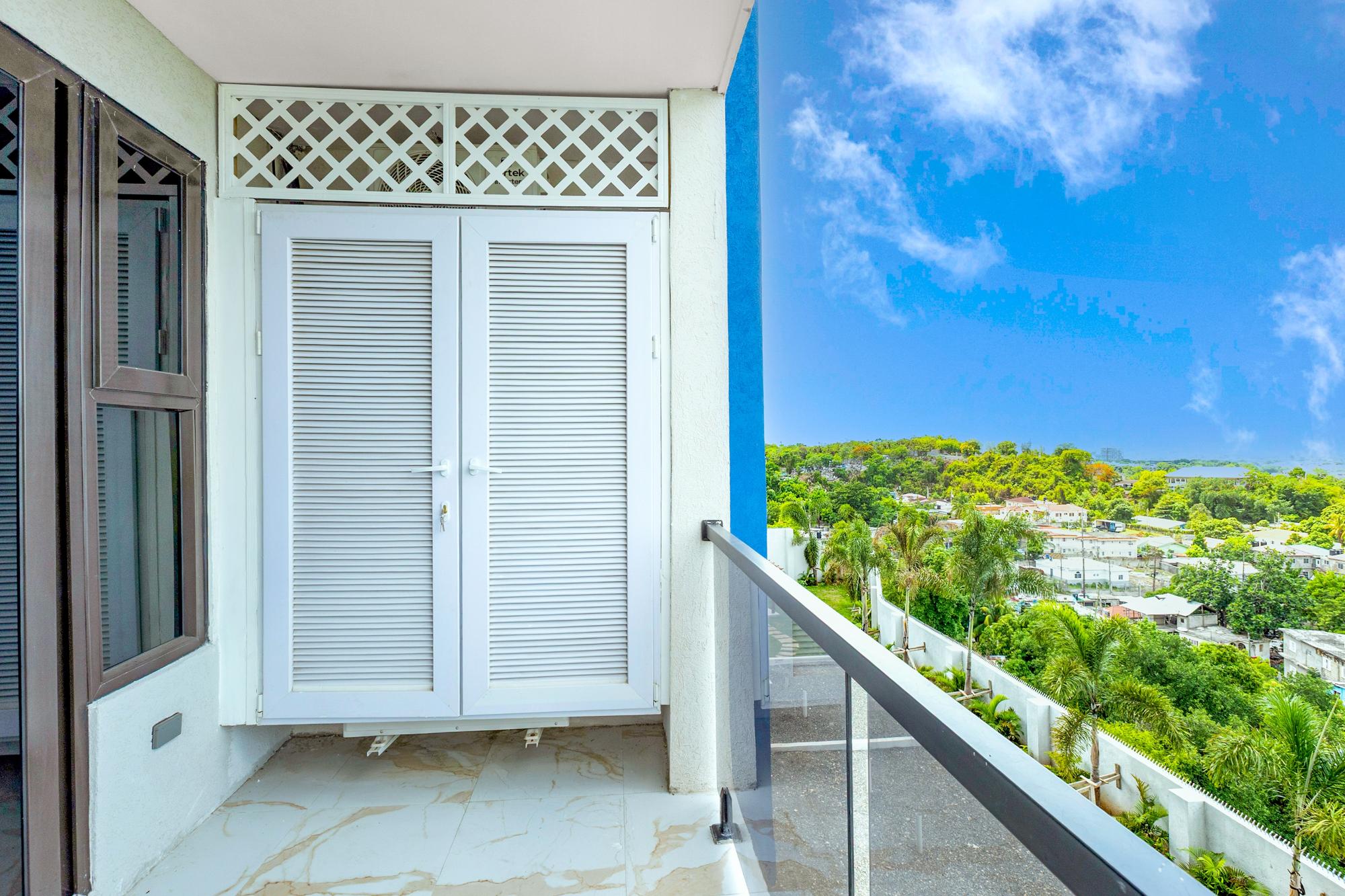 Apartment For Sale: GROSVENOR HEIGHTS, Kingston 8 | $400,000 photo 19
