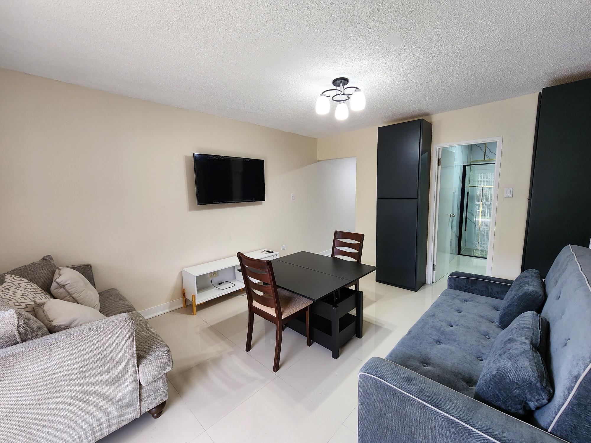Apartment For Rent: CLIEVEDEN AVENUE, Kingston 6 | $150,000 photo 5