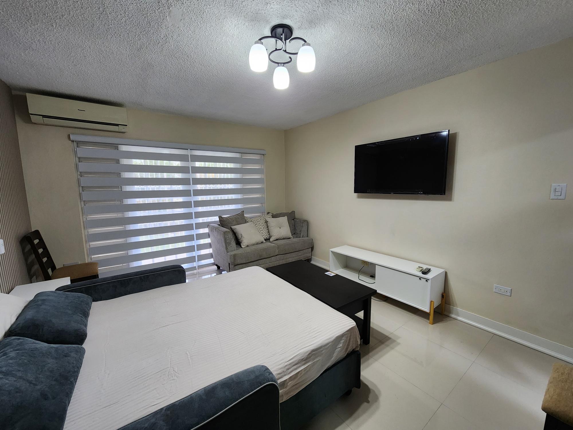 Apartment For Rent: CLIEVEDEN AVENUE, Kingston 6 | $150,000 photo 12